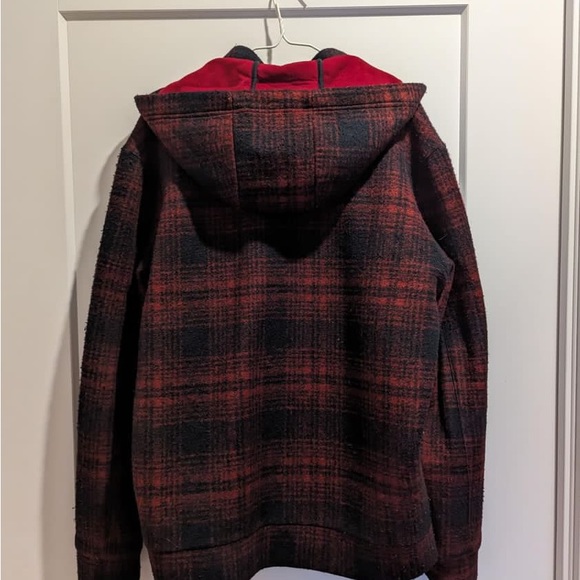 Saks 5th avenue large plaid fall jacket (fits like a medium) - Picture 4 of 4